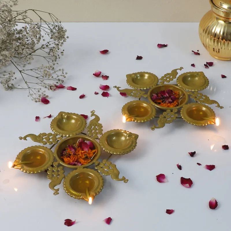 Tejaswi Urli With Diya - Set Of Two media 3