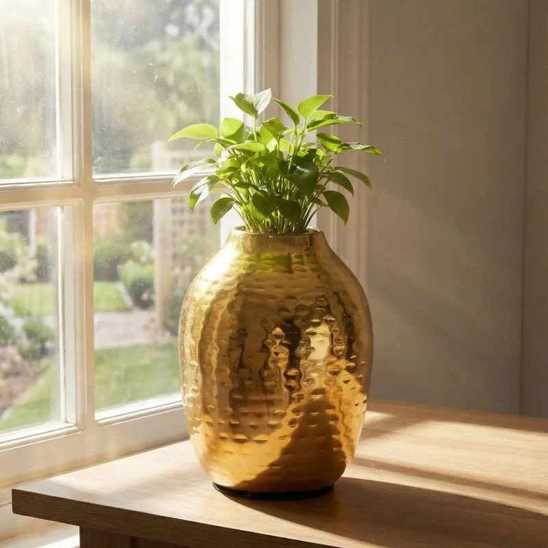 Petal Cascade Metal Vase -Gold media 7