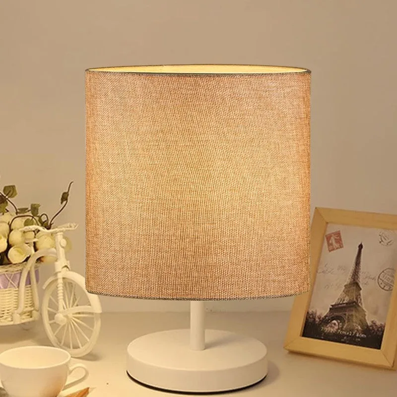 SolidEcho Light Metal Table Lamp - Beige media 1