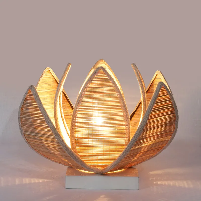Lotus Bamboo Rose Edge Table Lamp - Beige media 6