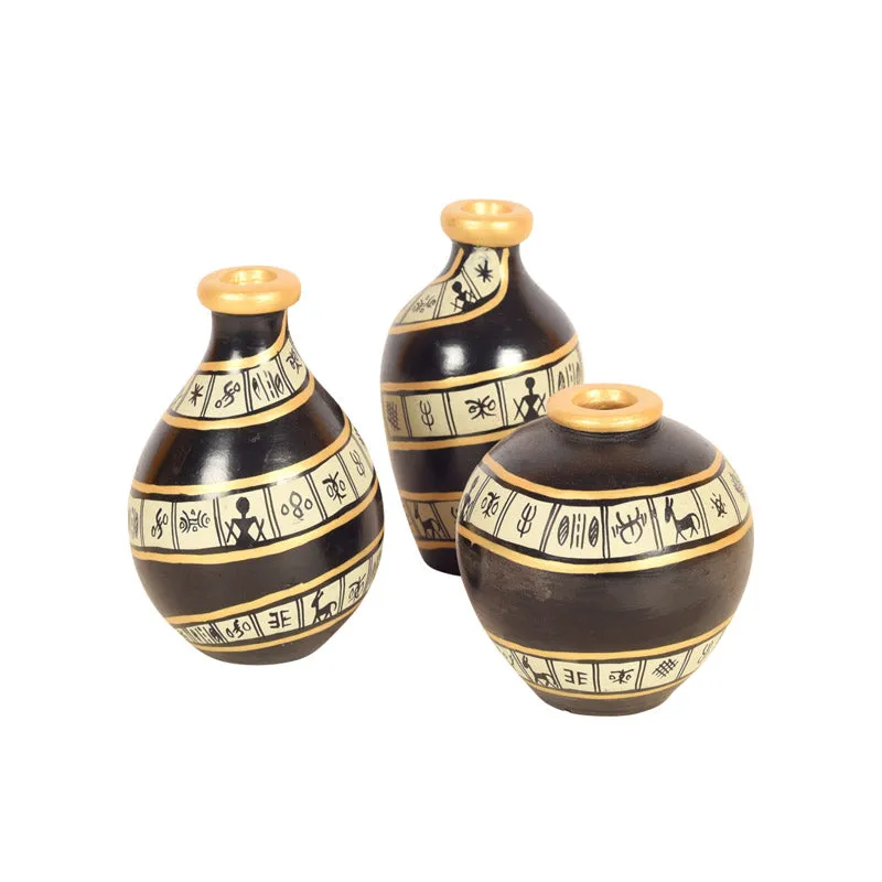 Kamna Terracotta Vase - Set of Three media 3