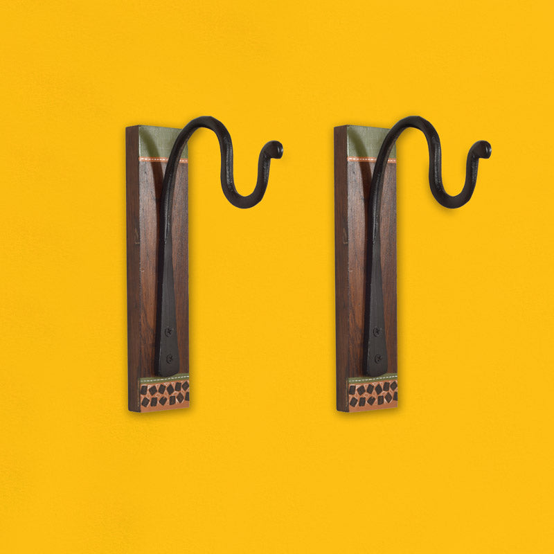 Metal · Wood