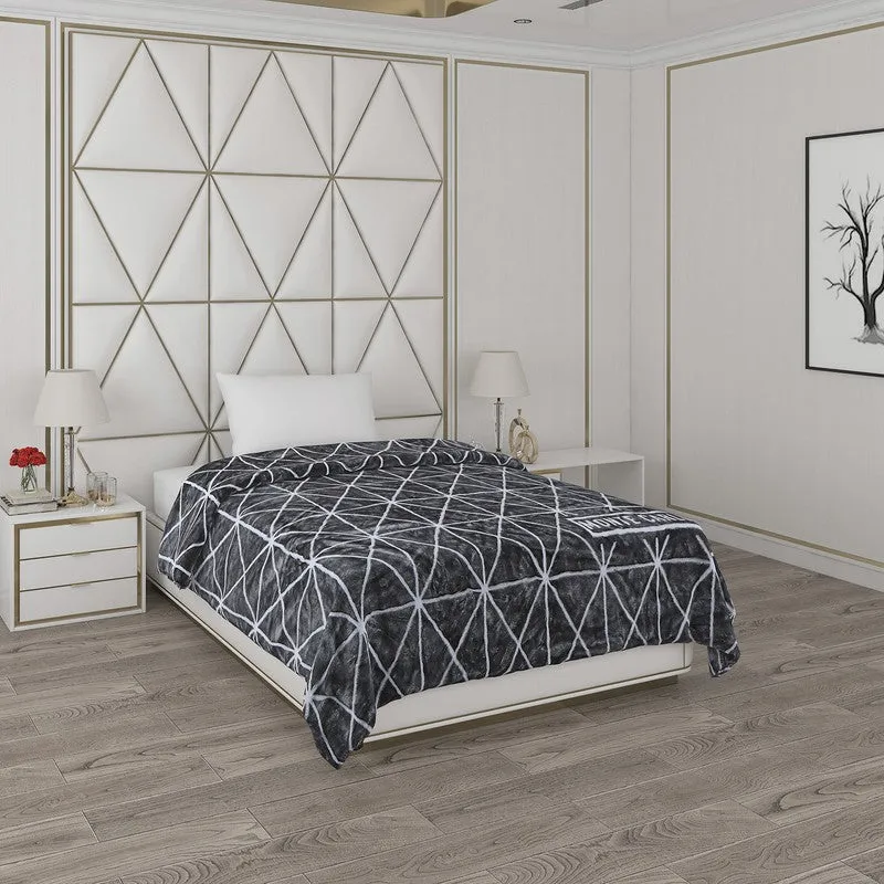 Monte Carlo Midnight Mosaic Blanket - 553 GSM media 1