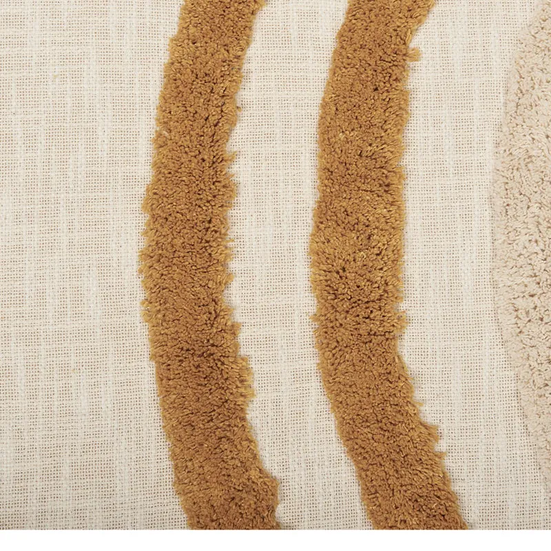 Tuft Arc Tufted Cotton Throw media 5