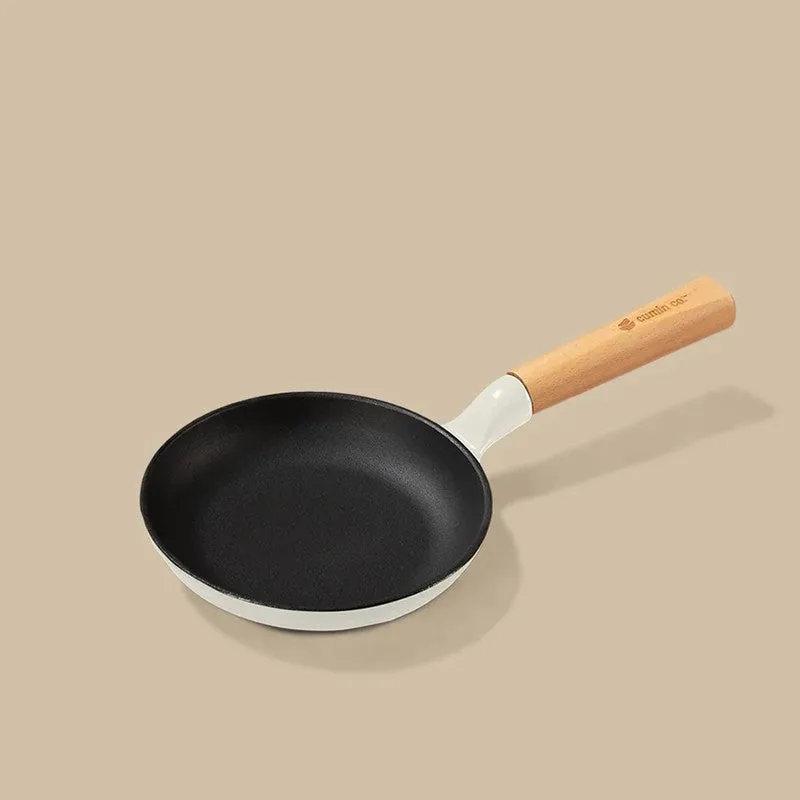 Cumin Co Enamel Cast Iron Frying Pan (White) - 750 mL media 4