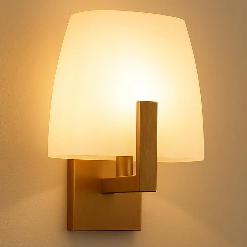 Pypera Acrylic & Metal Wall Lamp media 6