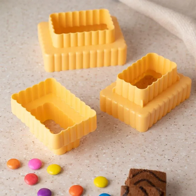 Dough Dip Cookie Cutter (Yellow) - Set Of Six media 1