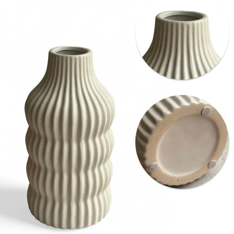 Gaama Ceramic Vase - White media 3