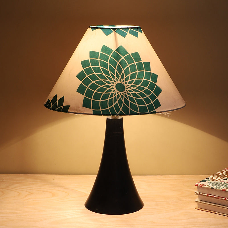 Akari Node Printed Metal Table Lamp - Green,Black,White