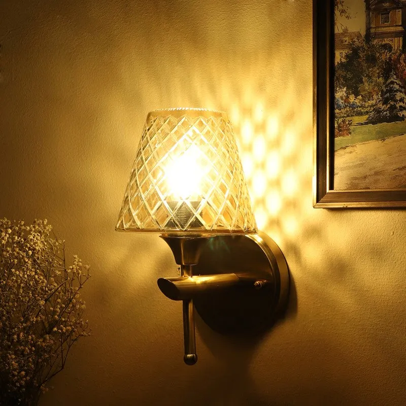 Aviora Elegant Glass Wall Lamp media 4