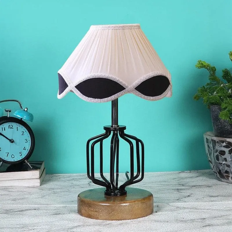 Vinatge Cosmo Fabric Table Lamp - White,Black media 3