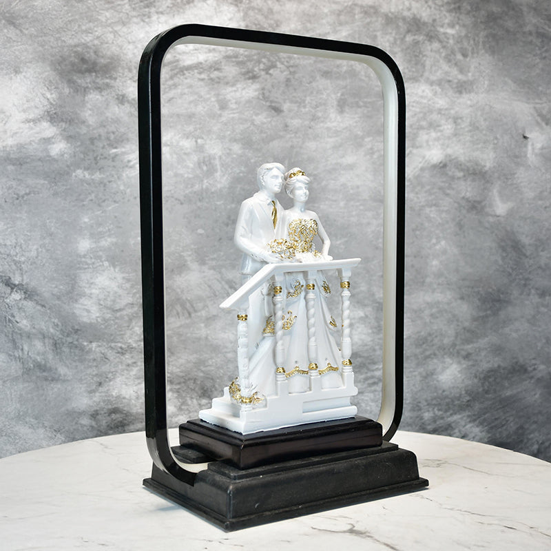 People In Love Resin Showpiece image 5