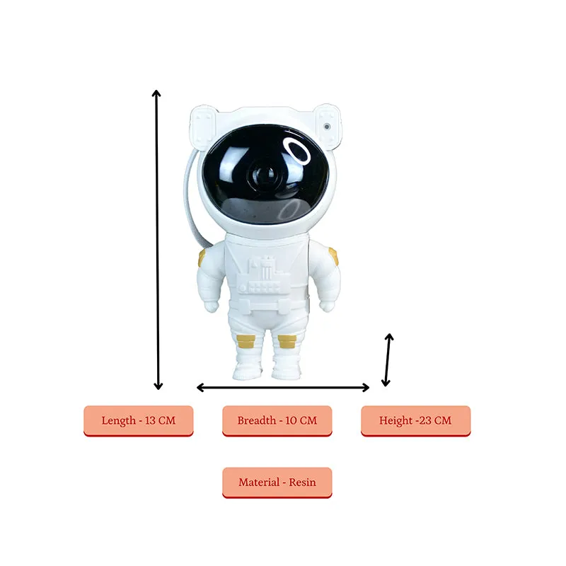 Space Traveller Showpiece media 8