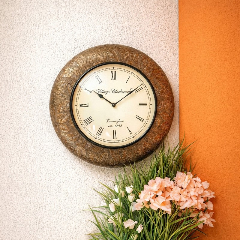 Silent Edge Dial Wooden Wall Clock