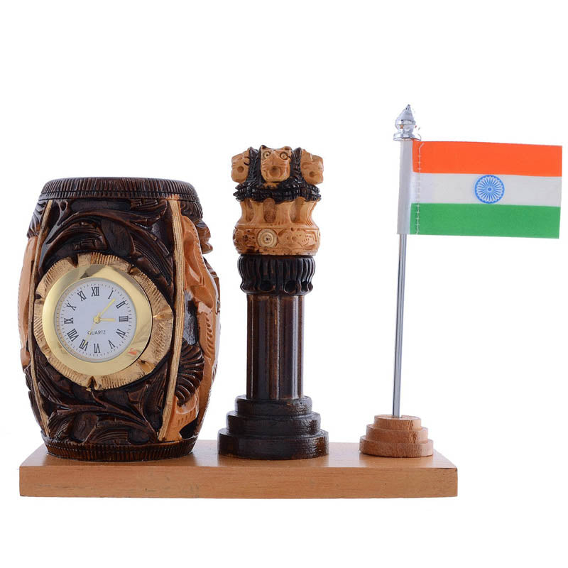 Patriot's Pride Wooden Pen Stand - Multicolor media 4