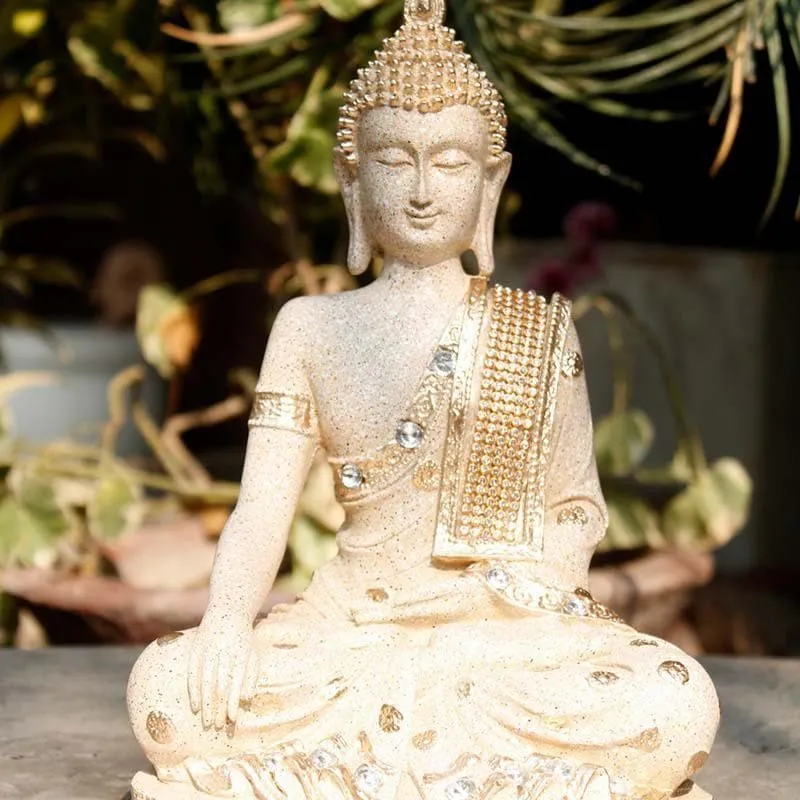 Grace of Gautama Statue media 1