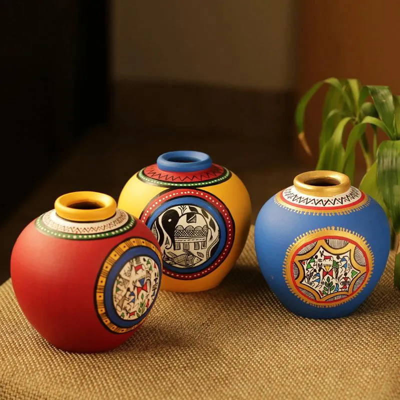 Chilika Warli Handpainted Terracotta Vase - Set Of Three media 1