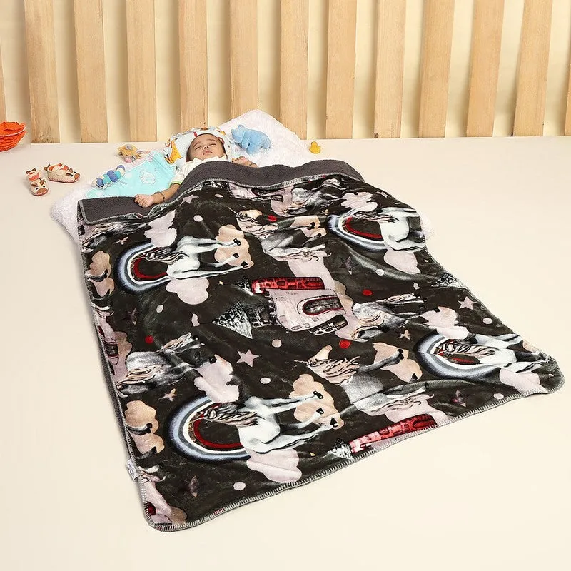 Monte Carlo Dreamy Unicorn Kids Blanket (Black) - 500 GSM media 1