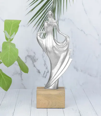 Aluminium · Wood