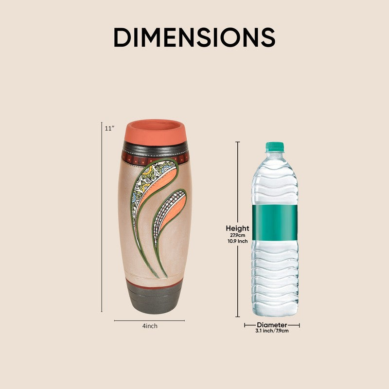 Rachany Handpainted Terracotta Vase media 11
