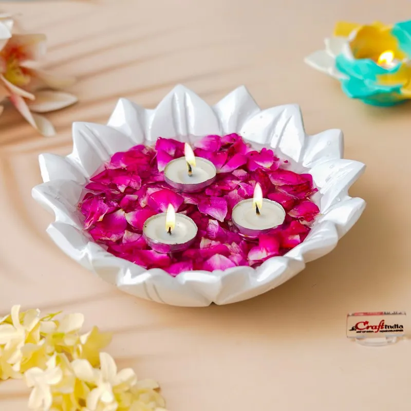 Classic Lotus Resin Urli - White media 5
