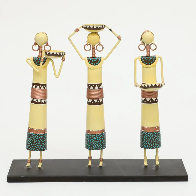Trio of Traditions Showpiece media 3
