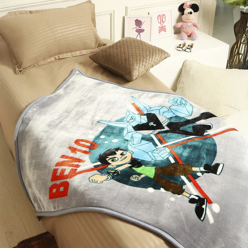 Monte Carlo Heroic Adventures Blanket - 950 GSM