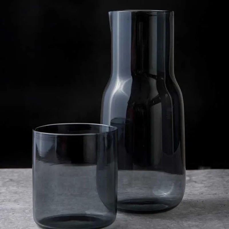Pourfect Pitcher Carafe Gift Box - Grey media 4