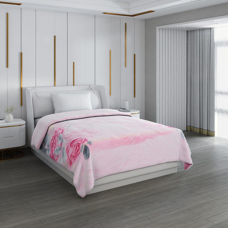 Monte Carlo Petal Dreamscape Blanket - 850 GSM