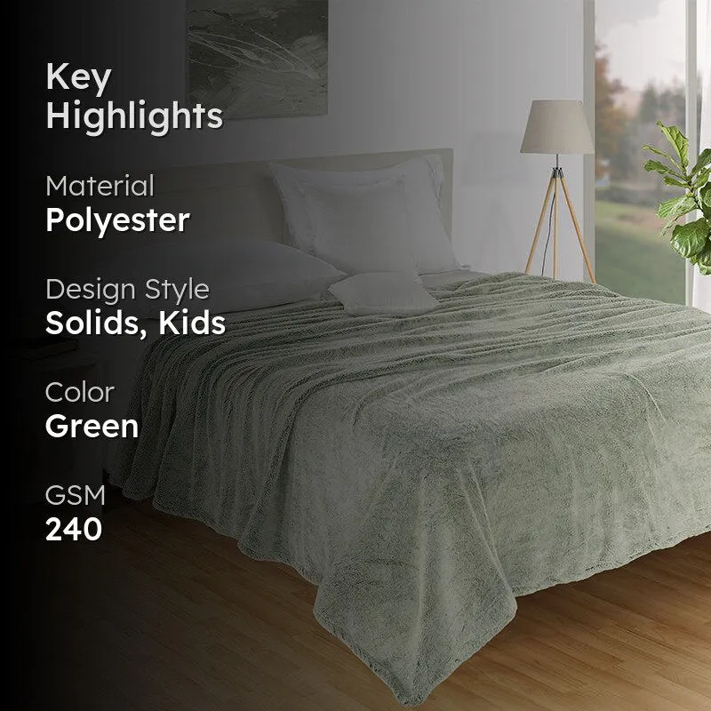 Green dohar on a bed with a key highlights text overlay