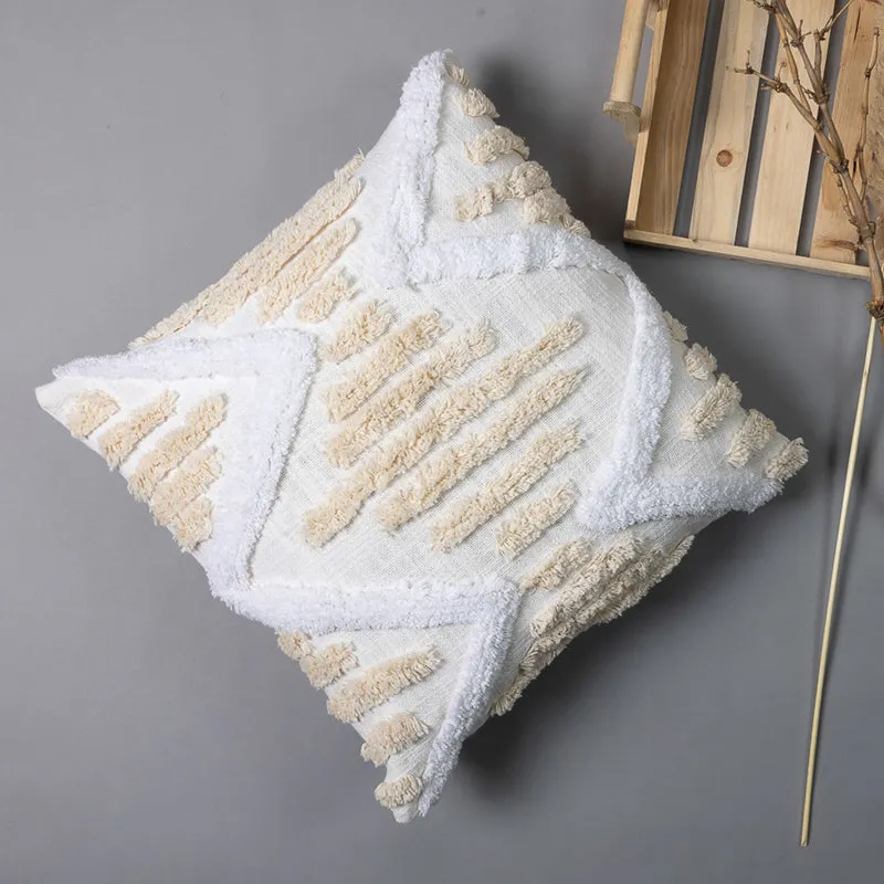 Chic Knot I Tufted Cushion Cover media 5