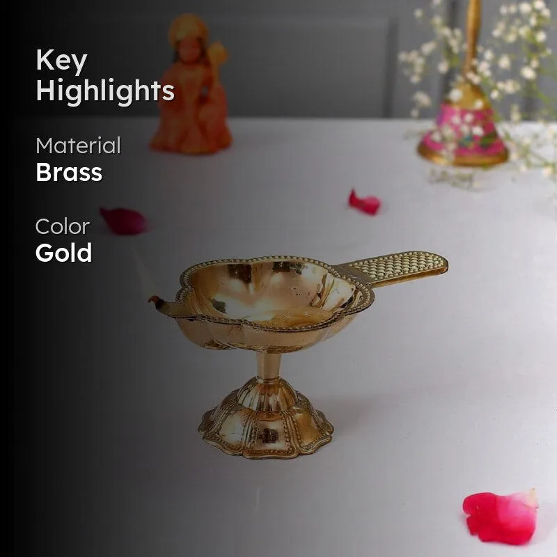 Manusi Brass Diya media 2