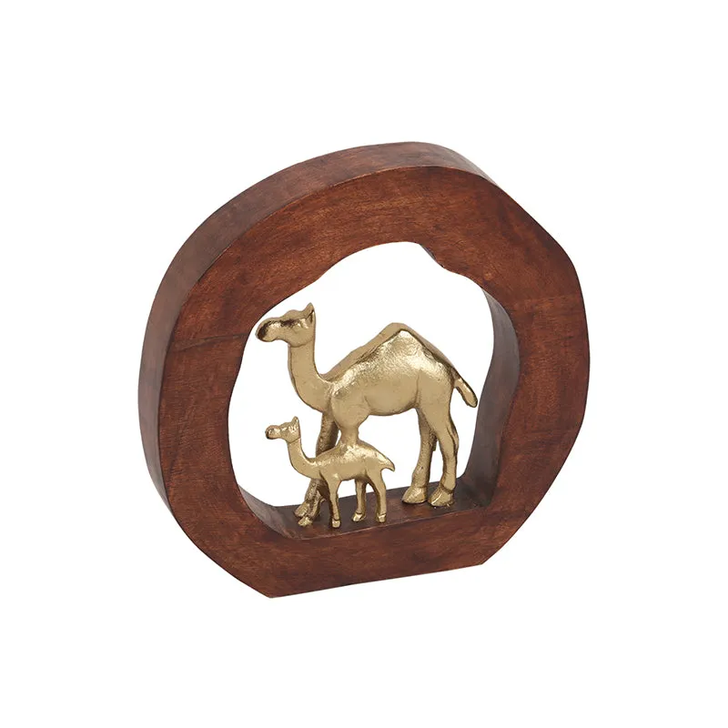 Camel Fam Showpiece media 3