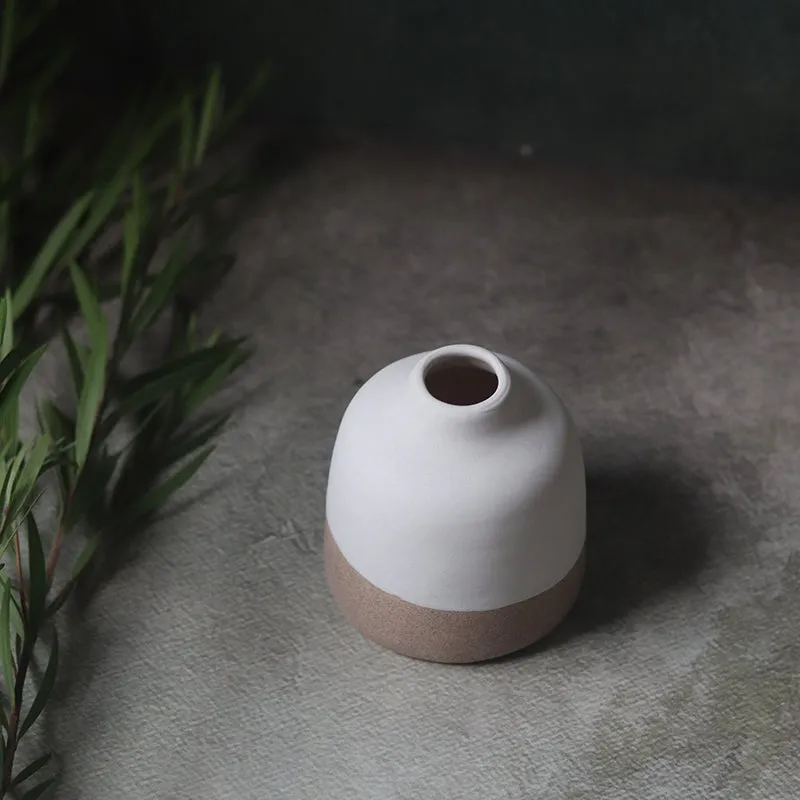 Sikta Ceramic Vase media 3