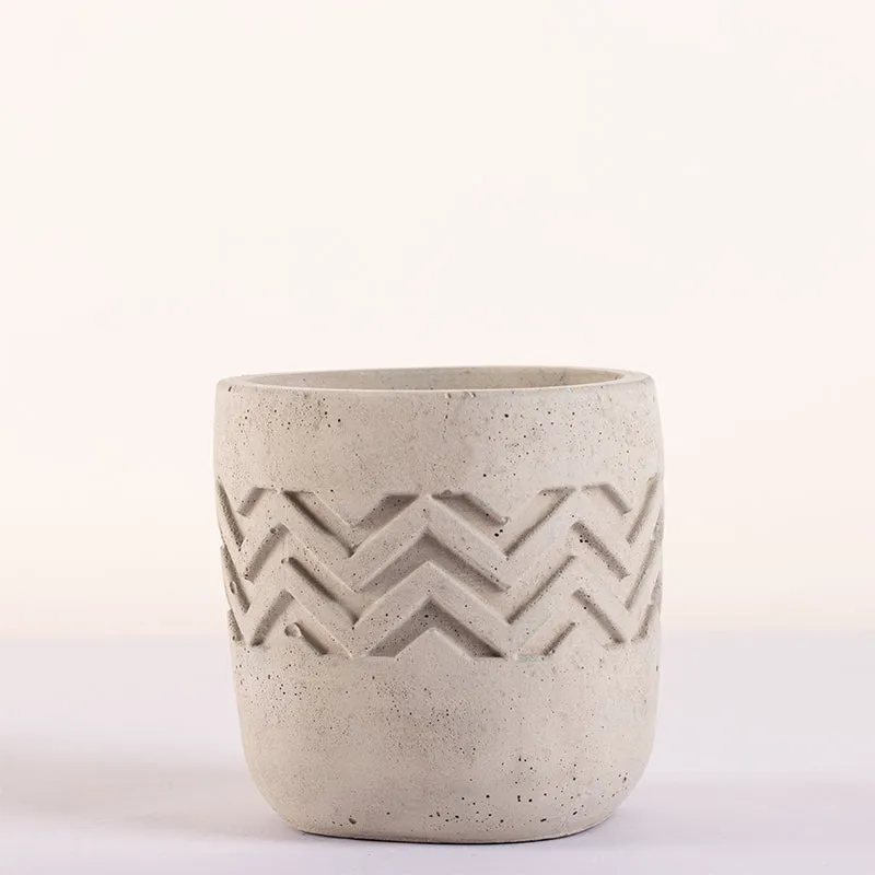 Urva Concrete Planter media 3
