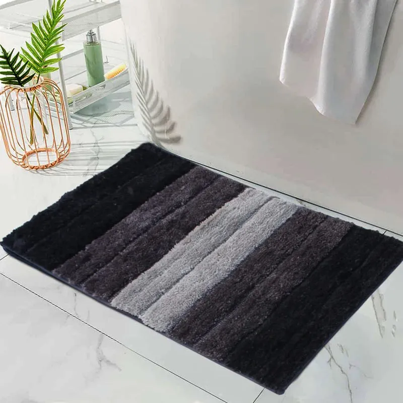 Line Luxe Bath Mat - Charcoal media 3