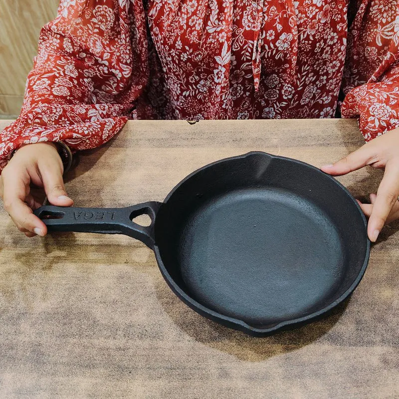 SizzleBloom Cast Iron Frying Pan - 1000 mL media 7