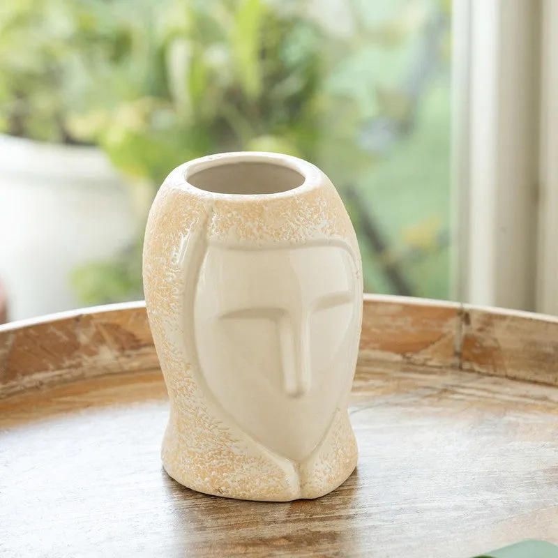 Celine Ceramic Vase media 1