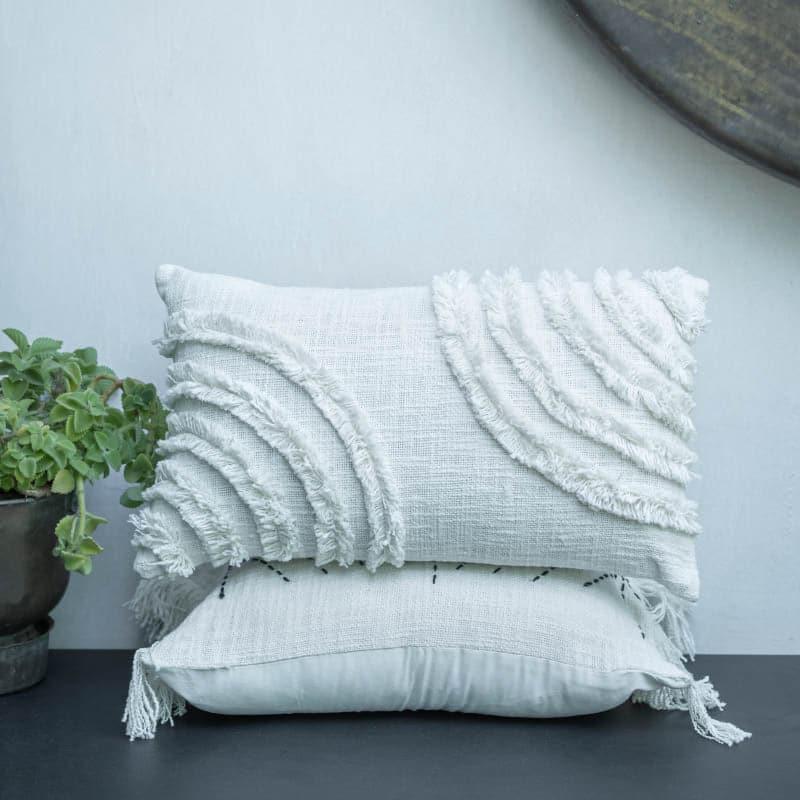 Wavy Tufted Cushion Cover media 4