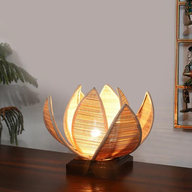 Ornexa Bamboo Rose Edge Table Lamp - Beige media 2