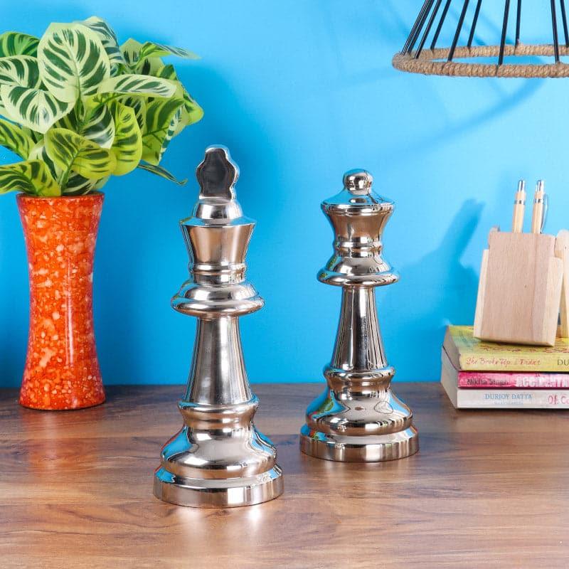 Chess Charm King & Queen Showpiece - Silver media 6