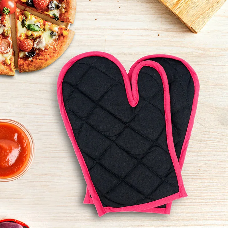 Swayam Teplo Kitchen Gloves (Black & Red) - Set Of Two media 1