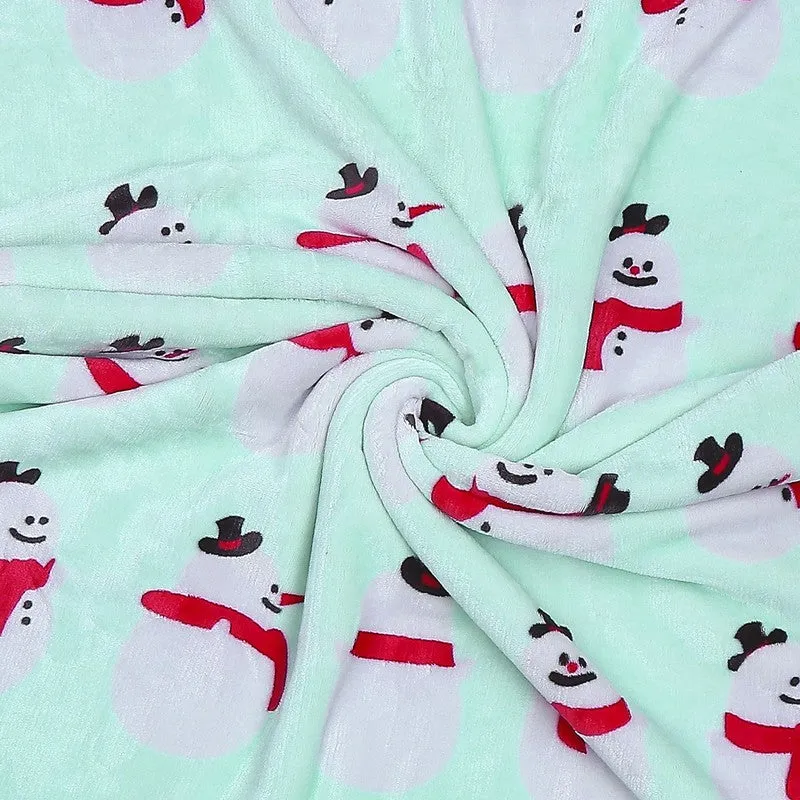 Monte Carlo Snowy Dreamscape Blanket - 550 GSM media 5