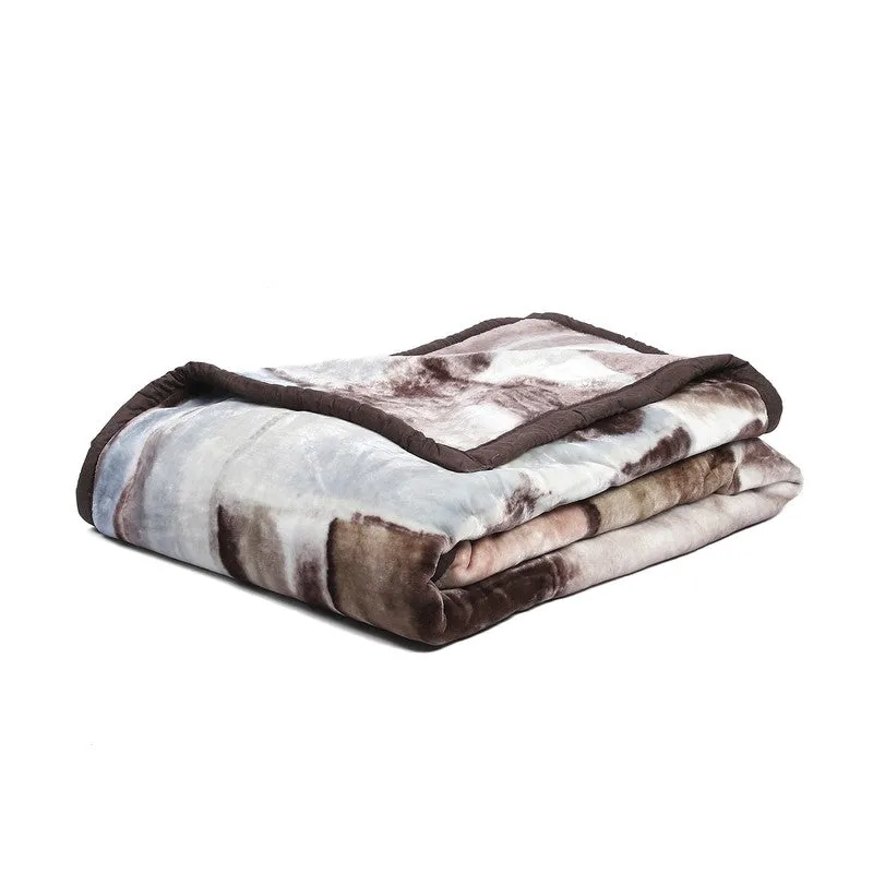 Monte Carlo Abstract Harmony Blanket - 800 GSM media 6