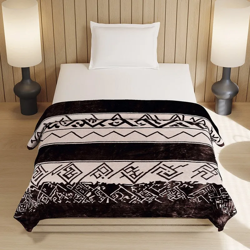 Monte Carlo Mystic Mocha Blanket - 540 GSM media 4