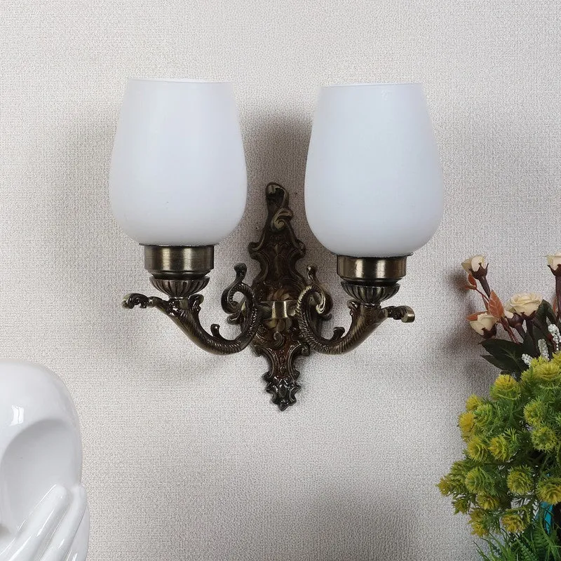 Naiaris Aluminium Wall Lamp media 3