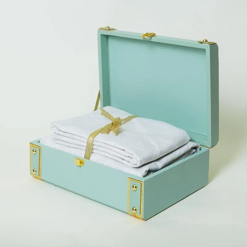 Swayam Jaalidar Bedsheet Gift Set - Ivory media 3