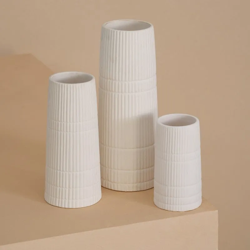 Minimal Trio Ceramic Vase - Set Of Three media 4