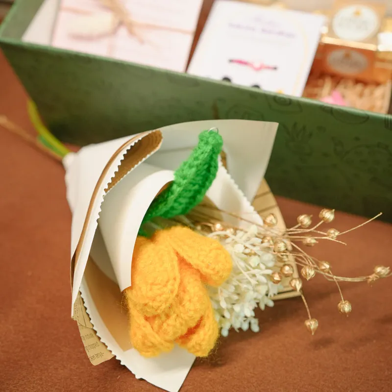 Strings & Buds Rakhi Gift Hamper media 6
