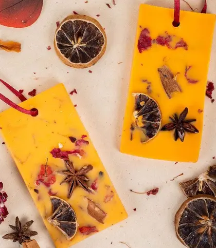 Beeswax · Soy Wax